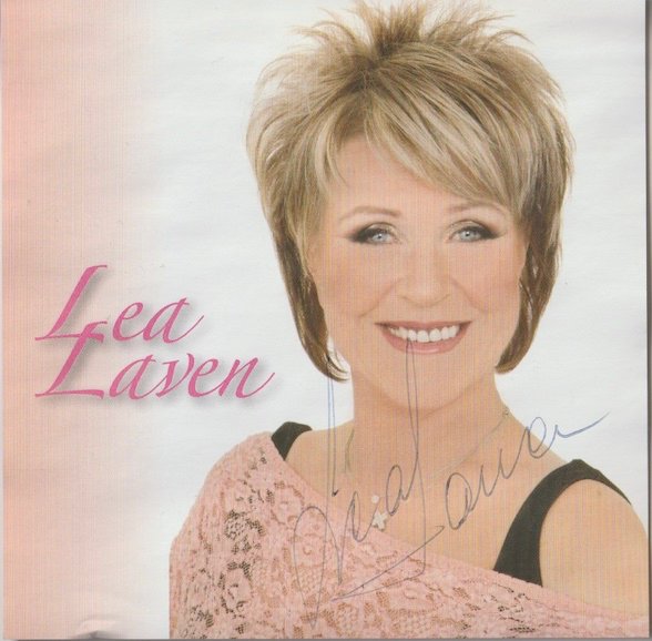 Lea Laven: Kullanhuuhdontaa CDs+nimmari (Käyt)