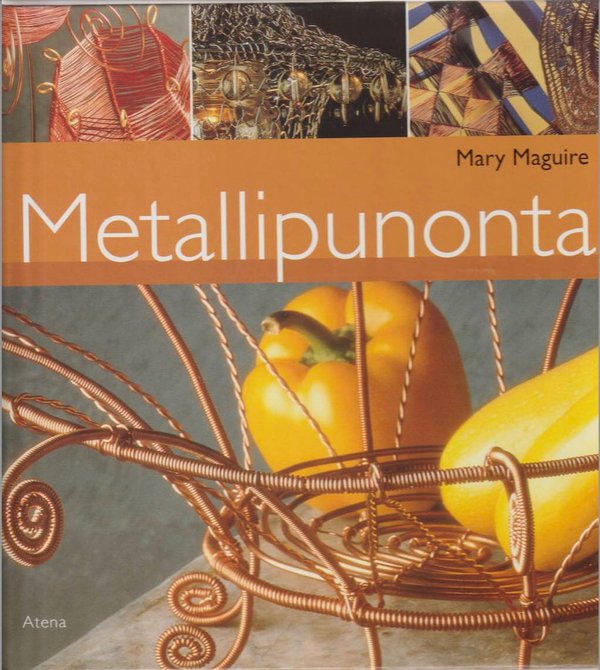 Mary Maquire: Metallipunonta K4 (Käyt)